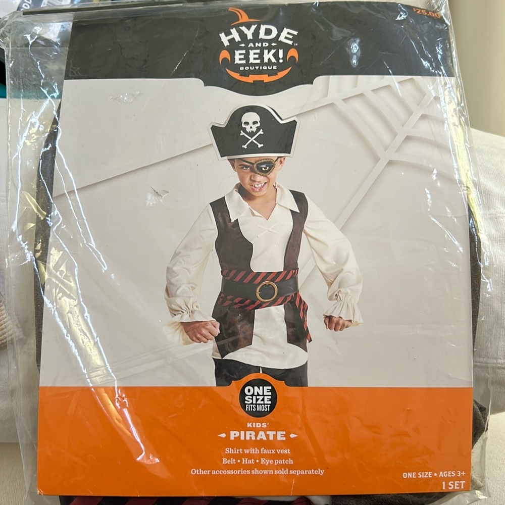 Children’s Pirate Costume